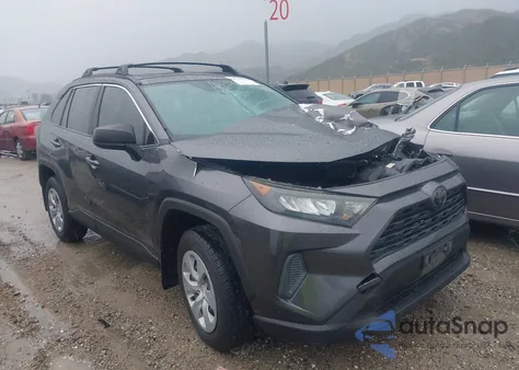 2019 Toyota Rav4 Le z USA, uszkodzony, nr VIN JTMH1RFV9KJ012314